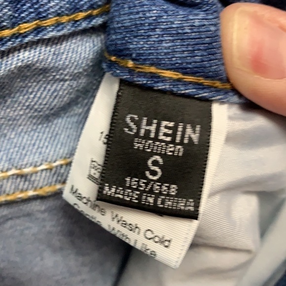 shein- high waisted lightly distressed jeans - Picture 5 of 8